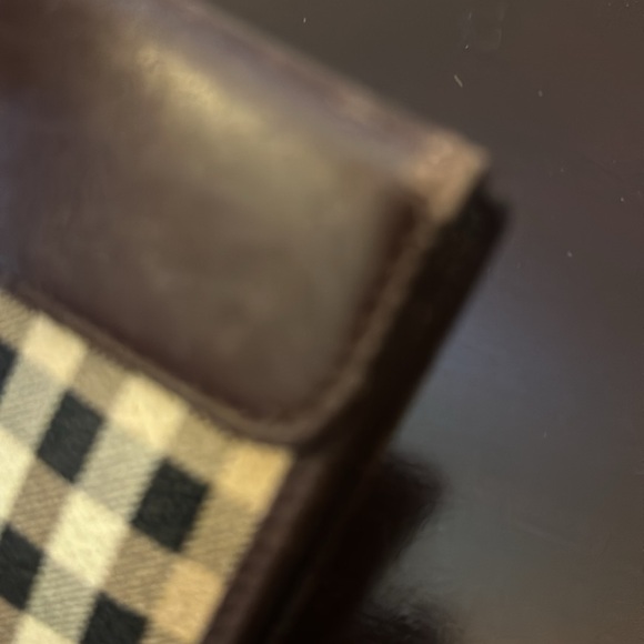 Burberry compact wallet fair condition - Picture 6 of 8